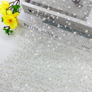 Tela de Encaje de Poliéster con <span class=keywords><strong>Lentejuelas</strong></span> Brillantes, Tul de Malla Jacquard Chenilla Blanca Elegante al por Mayor para Vestidos de Fiesta y Escenario - Product Image 1