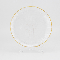 Vente en gros d'assiettes plates rondes en verre de 8 pouces plats de service assiettes de luxe avec bordure dorée ensemble de dîner fait main pour dîner