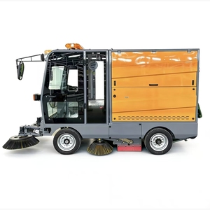 Barredora Eléctrica de Cuatro Ruedas y Cinco Cepillos con Contenedor de Basura de 240L y Tanque de Agua de 160L - Product Image 3