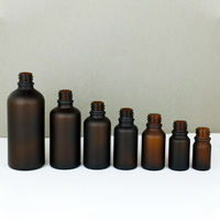 Flacon compte-gouttes en verre ambré givré Calabash de 3 ml, 5 ml, 10 ml, 15 ml, 30 ml, 50 ml, 100 ml avec bouchon noir pour huiles essentielles