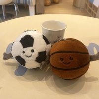 Breloques en peluche de la série sportive : basketball, football, badminton, baseball – Jouets décoratifs pour sacs et porte-clés