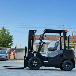 Chariot élévateur grue 3,5 CE EPA avec déplaceur latéral pour entrepôt - Product Image 2