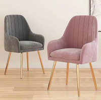 Chaise de salle à manger moderne en velours de style européen pour hôtels et restaurants, avec pieds en fer, écologique, inclinable et durable, vente en gros