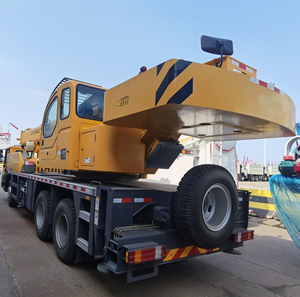 Grúa de Camión de 25T con Tanque de Combustible de 360L de Largo Alcance para Alta Eficiencia - Product Image 6