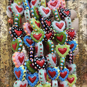 Cuentas de Vidrio Rojas en Forma de Corazón GP1012, Cuentas de Vidrio Pintadas a Mano con Puntos para Bisutería de <span class=keywords><strong>Amistad</strong></span> - Product Image 3