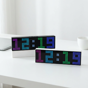 Horloge numérique LED à matrice de points RGB moderne avec minuteur de compte à rebours/affichage progressif, commande vocale et calendrier pour la maison, à fixer au mur ou sur un support de bureau - Product Image 4