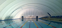 Structure à membrane gonflable soutenue par l'air, dôme sportif, gymnase à membrane gonflable en PVDF pour terrain de basket-ball et de football