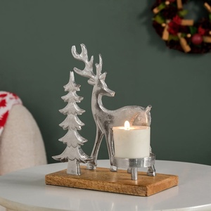 Porte-bougie de Noël en forme de renne argenté avec motif d'arbre et base en bois, centre de table décoratif pour les fêtes, la maison et les mariages - Product Image 2