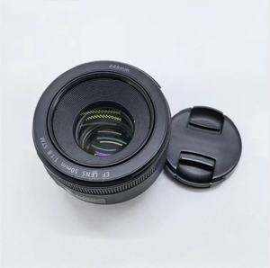 Objectif à focale fixe de 50 mm F1.8, adapté au mise au point manuel sur plein format pour la photographie de mariage - Product Image 1