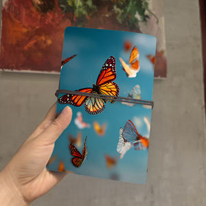 Cadeau de Pâques A6 Journal pour les superviseurs <span class=keywords><strong>d</strong></span>'<span class=keywords><strong>entrepôt</strong></span> pour soutenir la gestion des stocks avec des papillons volant dans le ciel imprimé - Product Image 3