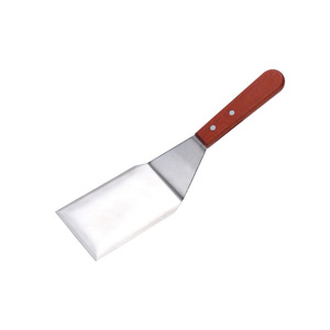 Juego de espátulas de acero inoxidable con mango de madera, 4 piezas, utensilios de cocina aptos para horno, para asar bistecs, panqueques y pizza - Product Image 5