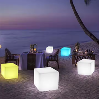 Chaises Cubes Lumineux LED en Plastique, Chaises de Salle à Manger et de Bar, Mobilier de Bar Commercial Européen à Technologie LED Moderne pour Ensemble de Repas Extérieur