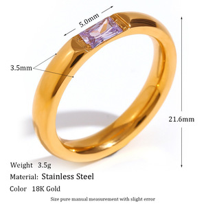 Bague personnalisée étanche en forme de baguette avec pierre de naissance, plaquée or 18 carats, en acier inoxydable inaltérable, avec pierre rectangulaire pour femme - Product Image 4