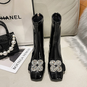 Mesdames Talons épais à bout carré Logo personnalisé 2023 Automne Femmes Mode Bottes en cuir verni Bottes imperméables - Product Image 6