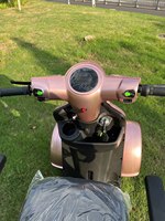 Bas prix 1Kw Ckd moto électrique puissant adulte rue juridique Quad électrique batterie amovible moto Elektro Scooter