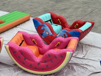Jouet aquatique gonflable commercial en forme de crabe à bascule |   Bateau à bascule flottant pour parc aquatique, piscine, location et événements