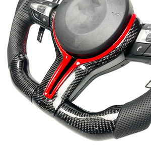 Volant en cuir perforé en fibre de carbone avec décoration rouge pour M3 F06 F20 F30 F25 F30 F36 F15 E90, de l'ancien au nouveau modèle - Product Image 3