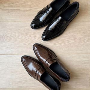 Prix d'usine super attractif : Embrassez la tendance des chaussures et rehaussez votre style avec des options modernes et chics. - Product Image 6