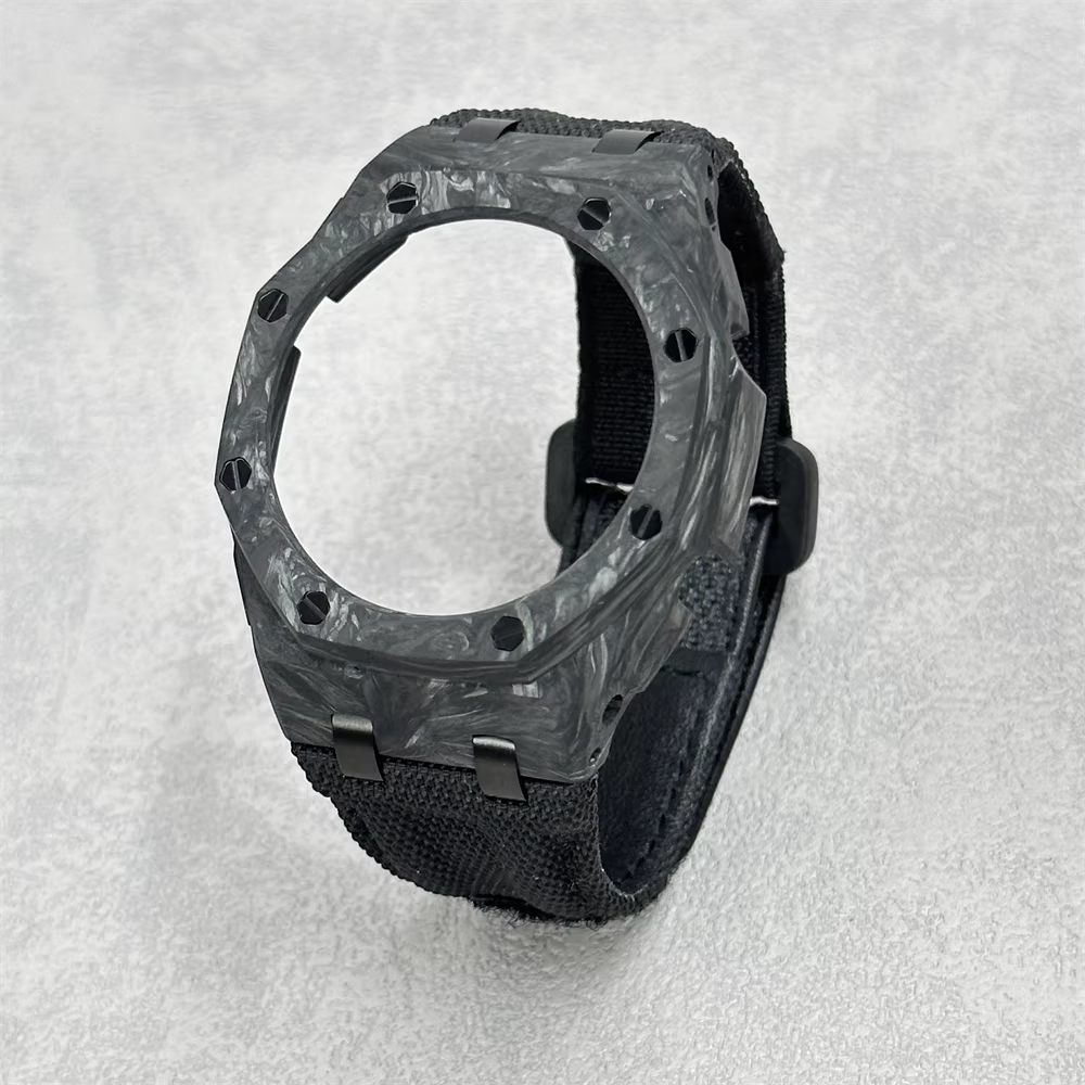 Boîtier en fibre de carbone + Bracelet noir