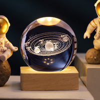 Honor Of Crystal 3D Bola de cristal de La Vía Láctea de la galaxia luminosa grabada con láser con base de madera con luz Led