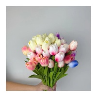 Vente en gros directe de fleurs artificielles d'extérieur en caoutchouc souple de qualité supérieure, décoratives en forme de tulipe