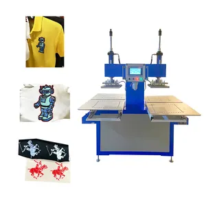 Mesin emboss Kulit sepenuhnya otomatis, mesin cetak timbul logo pakaian pembuat timbul