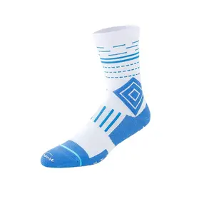Unisex Youth Sports Socks Marathon Socks Mid length Thick Bottom Shock Absorbing and Odor Resistant Sports Socks