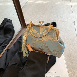Bolso de Hombro Cruzado para Mujer, Estilo Chino, Bordado, con Forma de Concha, Azul, Blanco, Verde, Primavera 2024 - Product Image 4