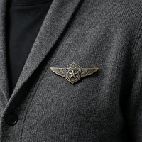 Broche personnalisée en alliage de zinc, épinglette 3D en relief, badge métallique étanche, logo écologique pour vêtements et sacs, vente en gros, OEM, faible MOQ