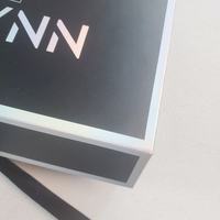 Boîte personnalisable noire faite à la main, écologique, en forme de livre, avec fermeture magnétique et logo en relief, pour présentation de perruques et emballage cadeau