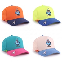 Casquette de golf personnalisée en gros, casquette de sport 5 panneaux perforée au laser avec logo pour l'extérieur