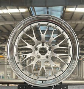 FSC-22 personnalisé 2 pièces roues de voiture de tourisme 14-26 pouces finition polie personnalisé face argent aluminium forgé jantes pour Chevrolet BMW - Product Image 1