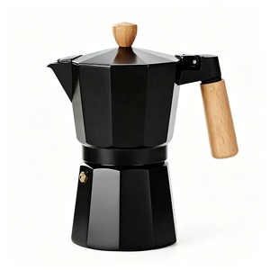 Cafetera Mocha Italiana de Aluminio para Calentar en Estufas Eléctricas y de Gas - Product Image 1