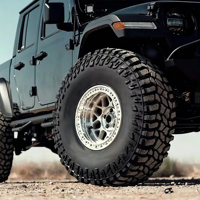 Jantes forgées tout-terrain Beadlock personnalisées polies 17x10 17x9.5 5*120 5*114.3 pour SUV F150 Wrangler Chery Jeep Grand Cherokee