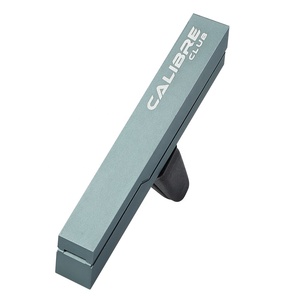 Difusor <span class=keywords><strong>de</strong></span> Perfume Automotriz <span class=keywords><strong>de</strong></span> Lujo <span class=keywords><strong>de</strong></span> Aleación Sólida para Coche, Ambientador Interior con Calentador, Logotipo Personalizado, Larga Duración - Product Image 1