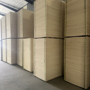 Planches <span class=keywords><strong>de</strong></span> contreplaqué en tilleul <span class=keywords><strong>de</strong></span> 18 x 12 pouces, épaisseur 1/<span class=keywords><strong>8</strong></span> 1/16, fines, non finies, en peuplier, matériau principal E0 pour artisanat extérieur - Product Image 6