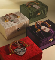 Boîte à parfum magnétique mate en carton, emballage en velours, boîtes cadeaux personnalisées douces au toucher, sacs de rangement portables à cordon