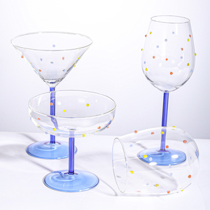 Ensemble de verres à <span class=keywords><strong>vin</strong></span> en cristal sans plomb, écologiques, à motif de pois bleus peints à <span class=keywords><strong>la</strong></span> main, 500 ml, lavables au lave-vaisselle, pour les fêtes et les occasions spéciales - Product Image 2