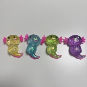 Jouets sensoriels anti-stress en maltose en gros, jouets à presser amusants avec paillettes, jouets fidget Axolotl - Product Image 3