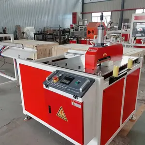 Machine d'extrusion de profil en PVC, extrusion de plastique dur