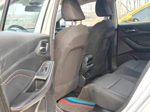 MG MG5 Édition Globale Deluxe 1.5L/1.5T, Nouvelle Édition Phare Mondiale, <span class=keywords><strong>Voiture</strong></span> à Essence Berline, Vente Chaude 2023-2025, <span class=keywords><strong>Voiture</strong></span> d'occasion <span class=keywords><strong>France</strong></span> - Product Image 5