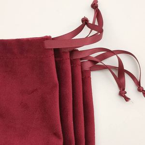 Vente en gros d'usine, pochettes en velours de luxe personnalisées avec logo imprimé, pour l'emballage de bijoux - Product Image 6