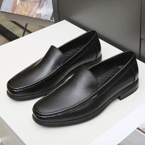Mocassins de bureau de luxe personnalisés à bout carré noir, en cuir véritable respirant et léger, à lacets, pour printemps-été - Product Image 1