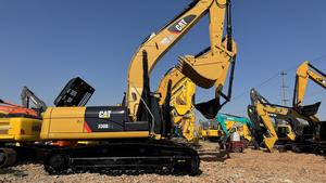 Pelles sur chenilles d'occasion Cat 330D2L, 30 tonnes, énorme machine pour l'exploitation minière, Japon - Product Image 4