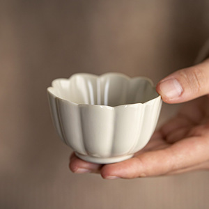 Taza de té de cerámica Ding Ware, taza de degustación de porcelana para una sola persona, para té Kung Fu, origen Dehua, estilo retro de lujo - Product Image 2