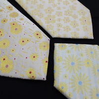 Cravate en Soie Jacquard Faite à la Main de Haute Qualité pour Hommes, Motif Géométrique Jaune et Blanc, Vente en Gros