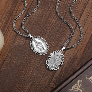Venta al por mayor: Collar con colgante de la Medalla Milagrosa chapado en oro de 24K, Virgen María, con piedra de circonita cúbica, el mejor regalo para el Día de la <span class=keywords><strong>Madre</strong></span>. - Product Image 5