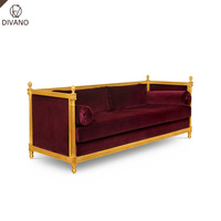 Sofá de Estilo Real para Villa, Sofá Tapizado en Terciopelo de Lujo con Estructura de Metal Dorado para Sala de Estar o Vestíbulo
