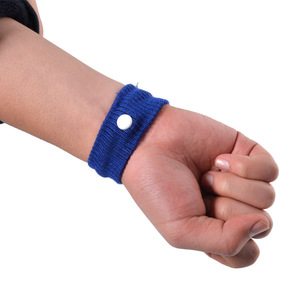 Pulsera Anti-Náuseas de Poliéster Suave y Transpirable para Todas las Edades, Previene el Mareo por Movimiento - Solución Cómoda y Efectiva - Product Image 2
