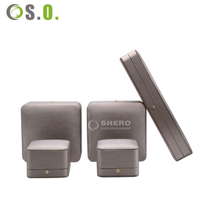 Juego de Cajas de Joyería de Piel Sintética Imitación PU con Logotipo Personalizado al por Mayor en Gris Cepillado para Collares, Pulseras, Pendientes y Anillos - Product Image 1